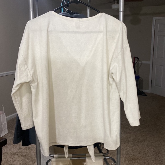 Old Navy 3/4 Sleeve Shirt - Picture 2 of 2